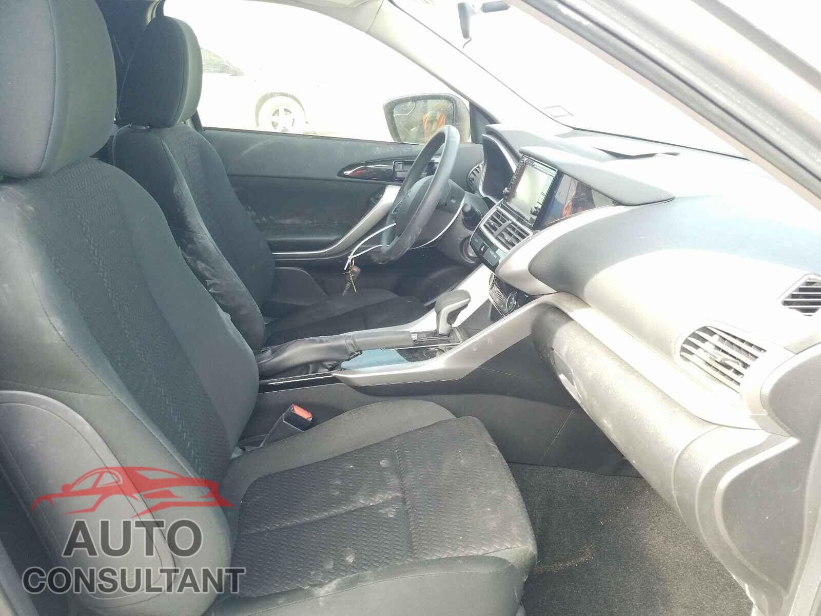 MITSUBISHI ECLIPSE 2018 - JA4AS3AA4JZ047482
