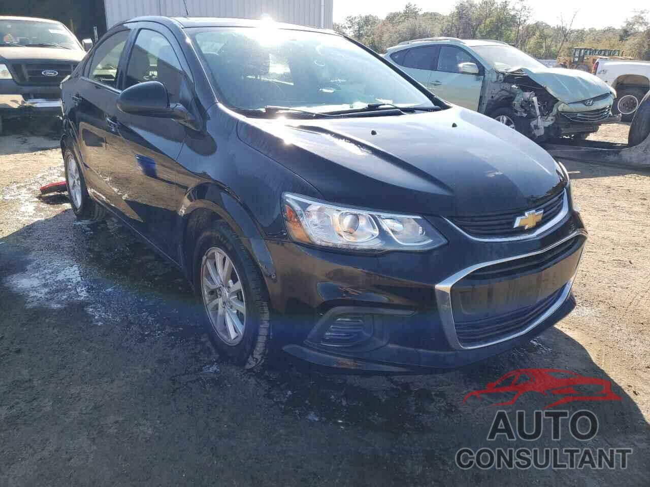 CHEVROLET SONIC 2017 - 1G1JD5SH1H4101652