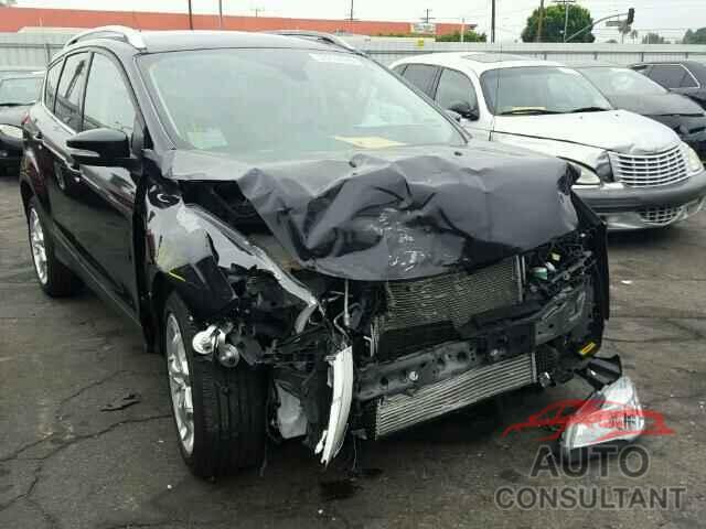 FORD ESCAPE 2015 - 1FMCU0J9XFUC26378
