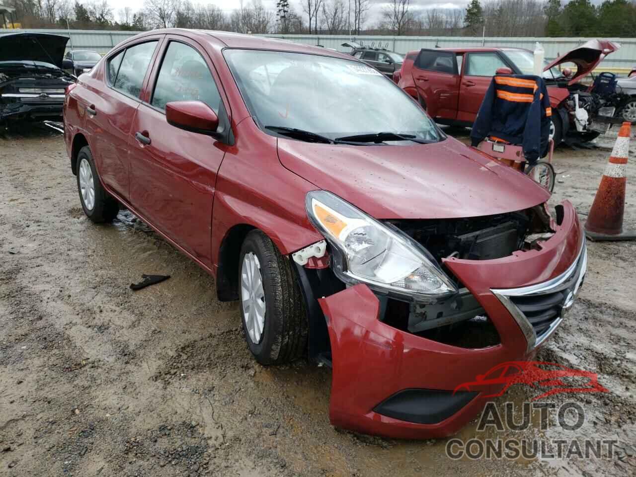 NISSAN VERSA 2018 - 3N1CN7APXJL887715