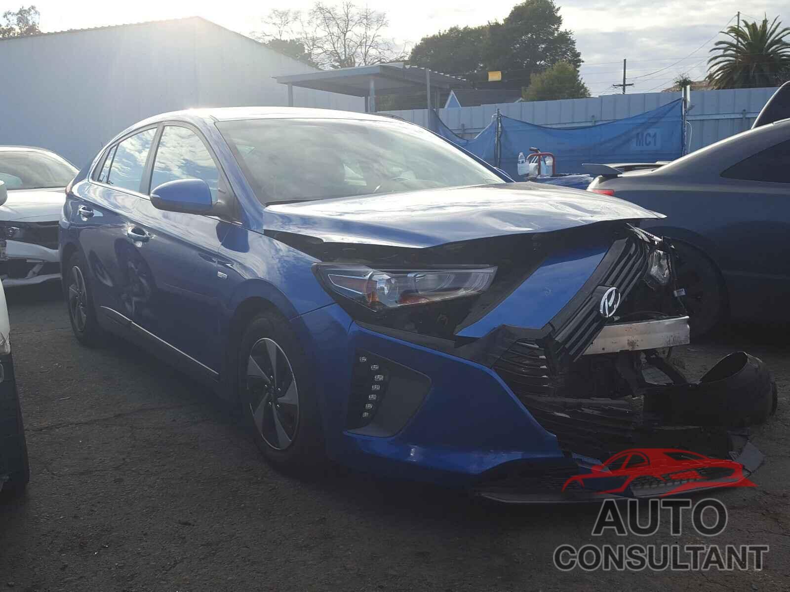 HYUNDAI IONIQ 2018 - KMHC75LC6JU072080