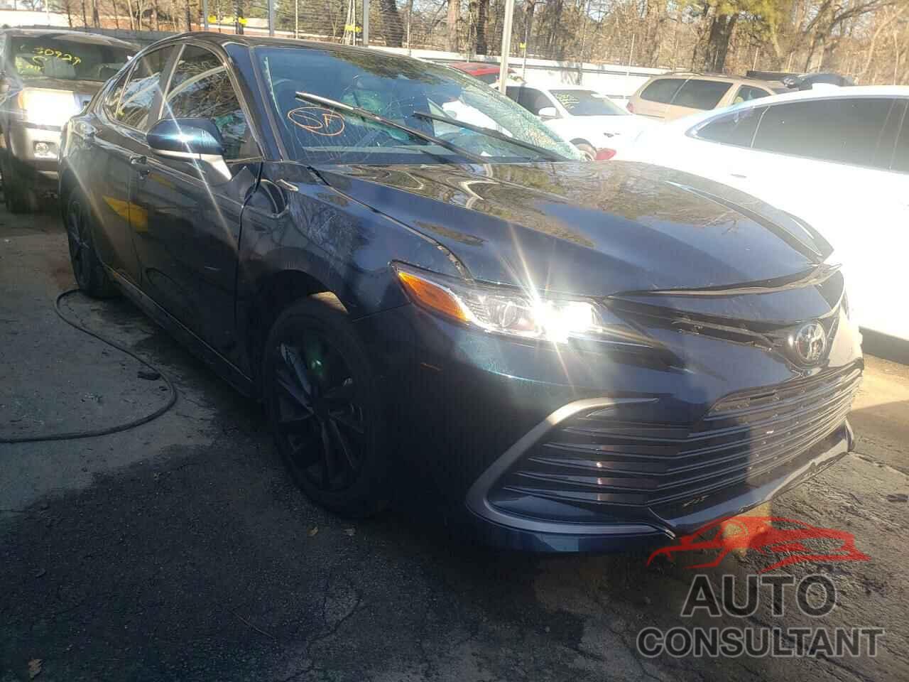 TOYOTA CAMRY 2021 - 4T1C11AK7MU548944