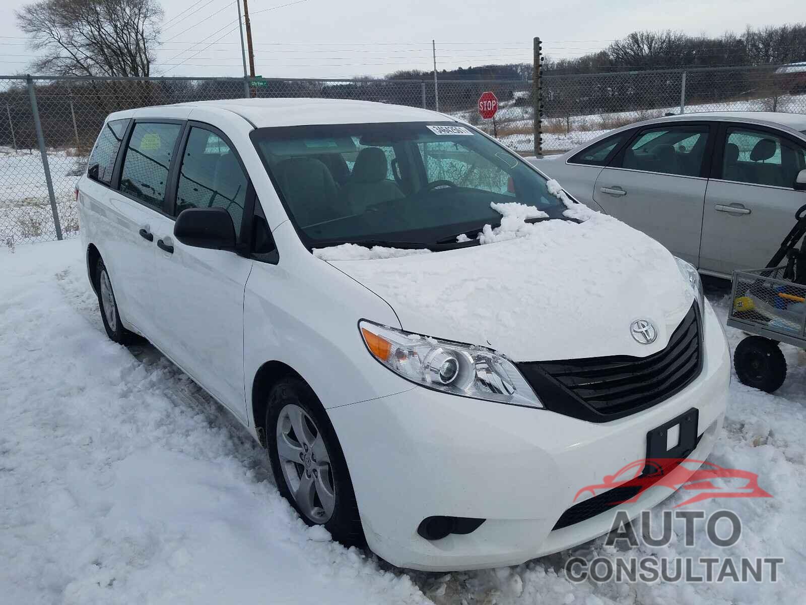 TOYOTA SIENNA 2017 - 5TDZZ3DC8HS868517