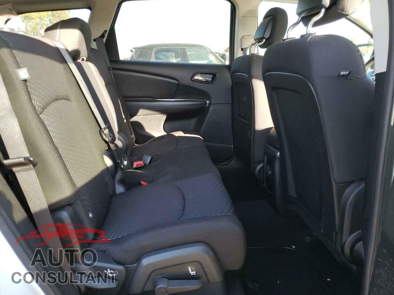 DODGE JOURNEY 2017 - 3C4PDCBG8HT523229