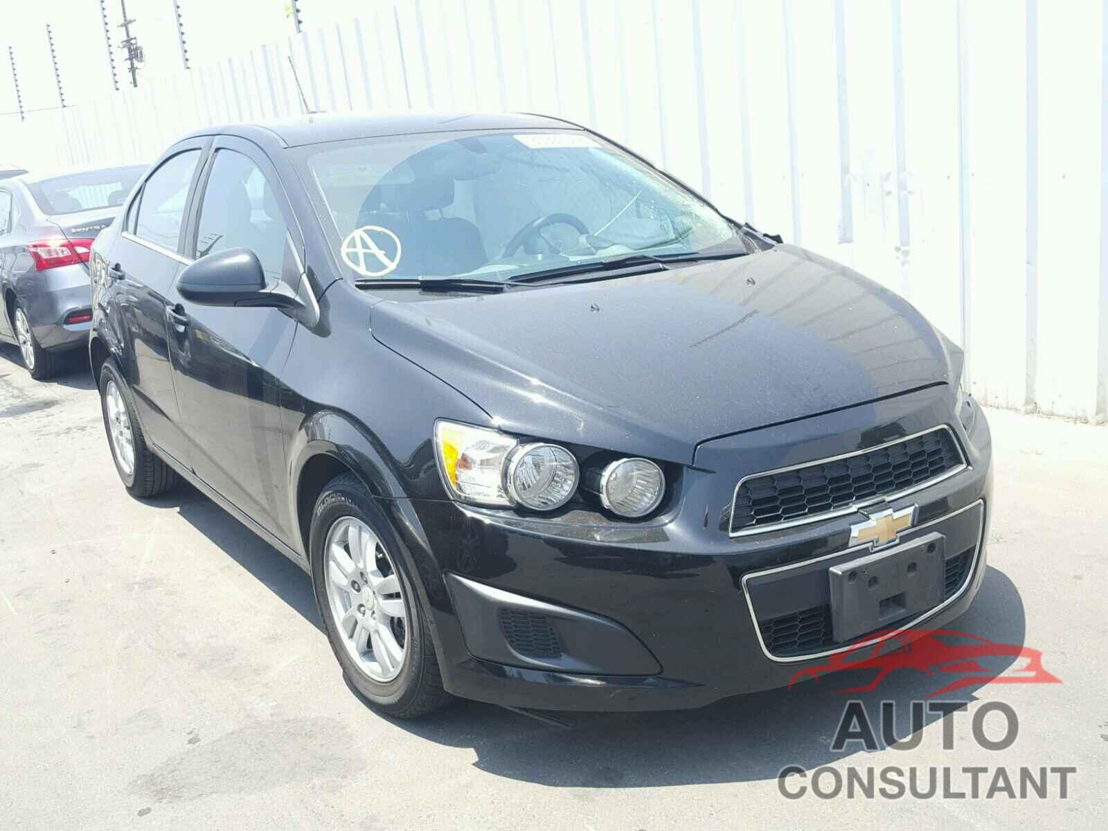 CHEVROLET SONIC 2016 - 1G1JC5SG5G4178789