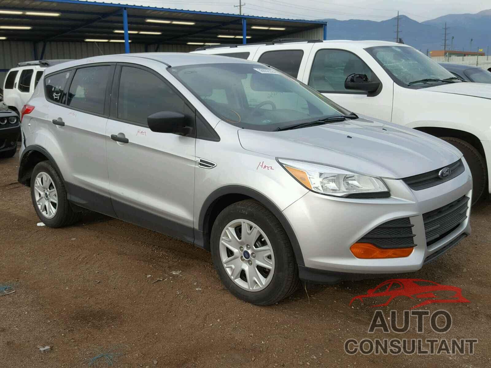FORD ESCAPE 2015 - 1FMCU0F73FUC24480