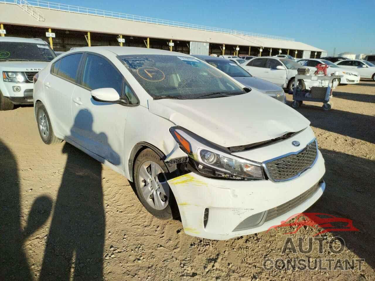 KIA FORTE 2018 - 3KPFK4A75JE218970
