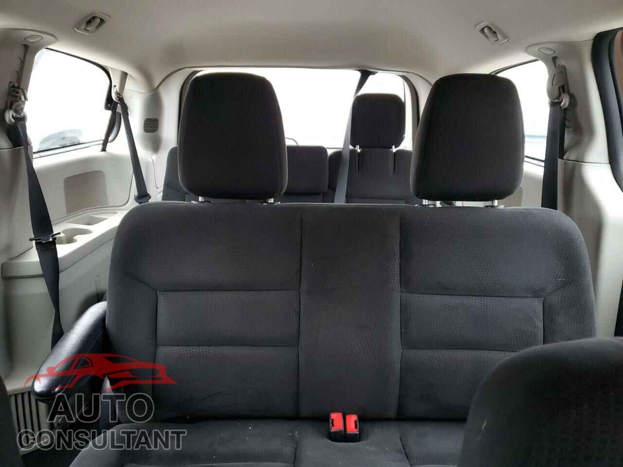 DODGE CARAVAN 2015 - 2C4RDGBG7FR650540