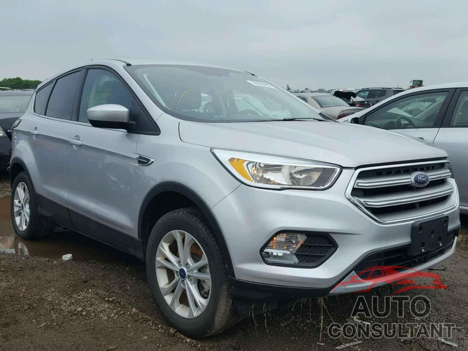 FORD ESCAPE 2017 - 1FMCU9GD6HUA39092