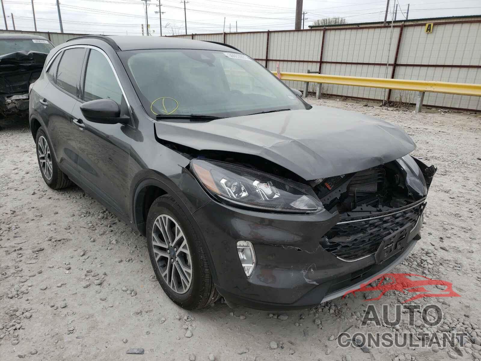 FORD ESCAPE 2020 - 1FMCU0H61LUC40581