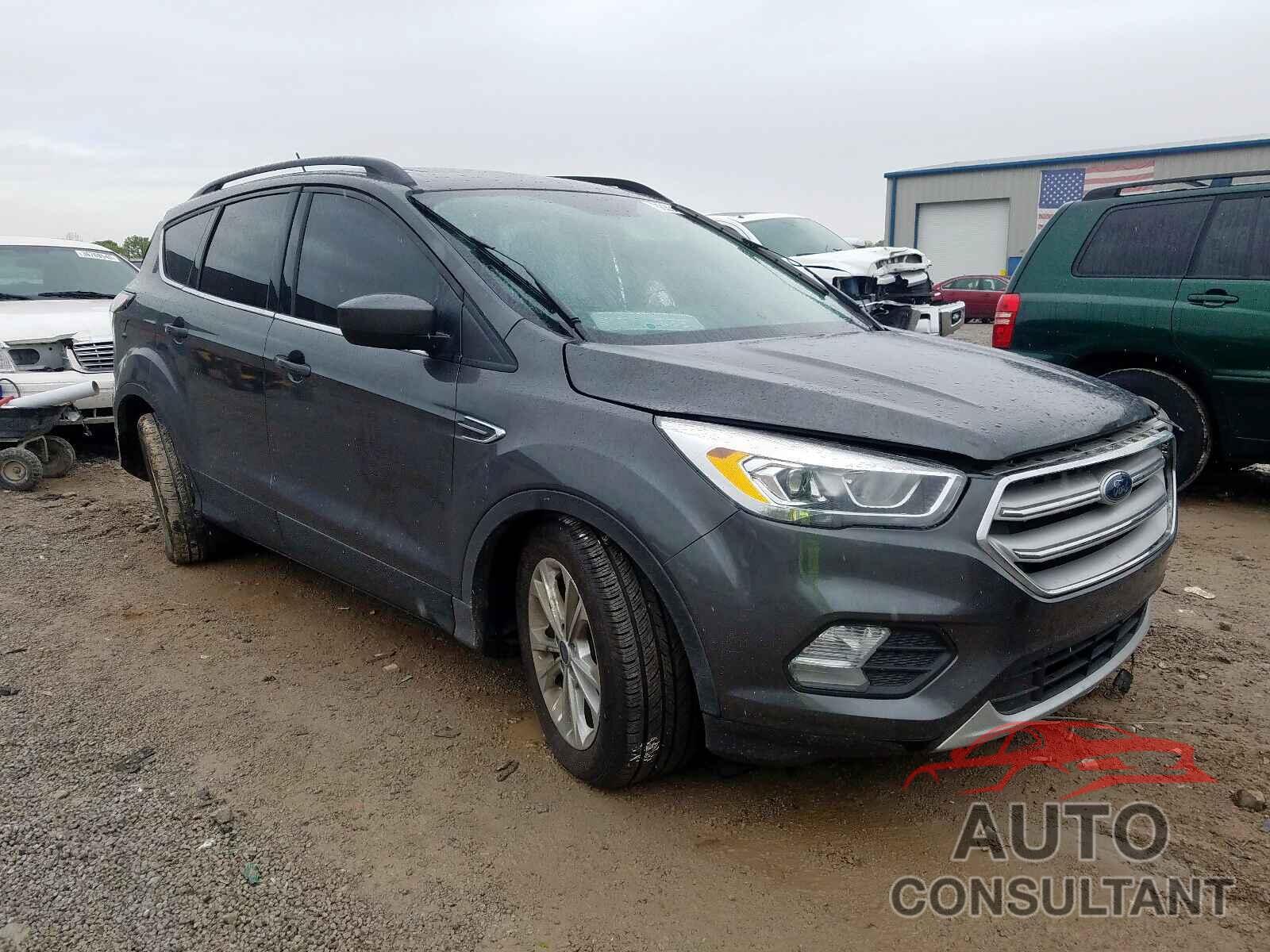 FORD ESCAPE 2018 - 1FMCU0HDXJUB08236