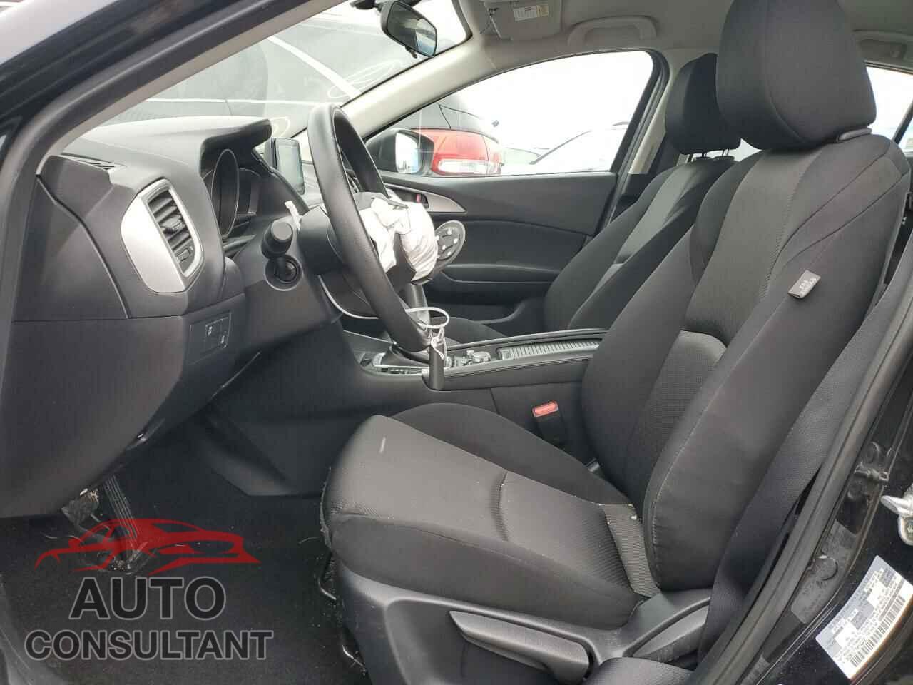 MAZDA 3 2017 - 3MZBN1U77HM143430