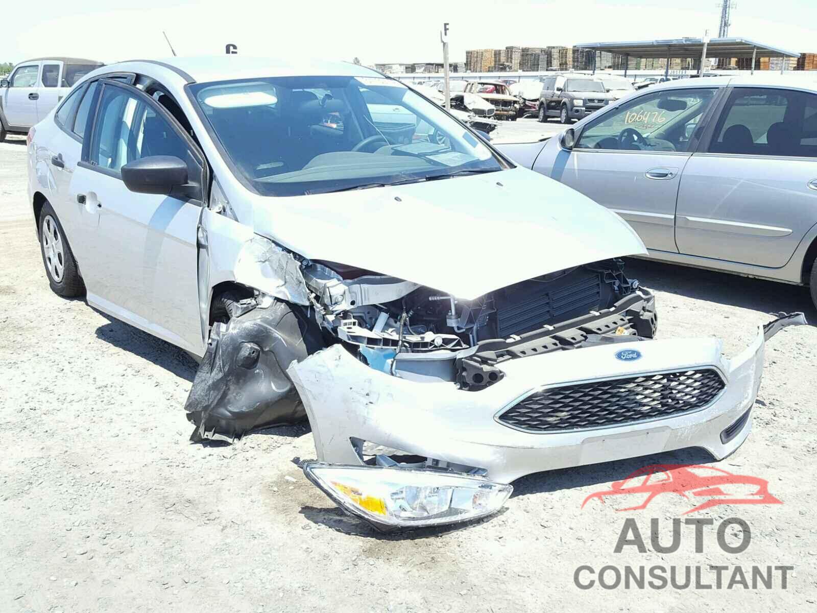 FORD FOCUS 2018 - 1FADP3E26JL279047