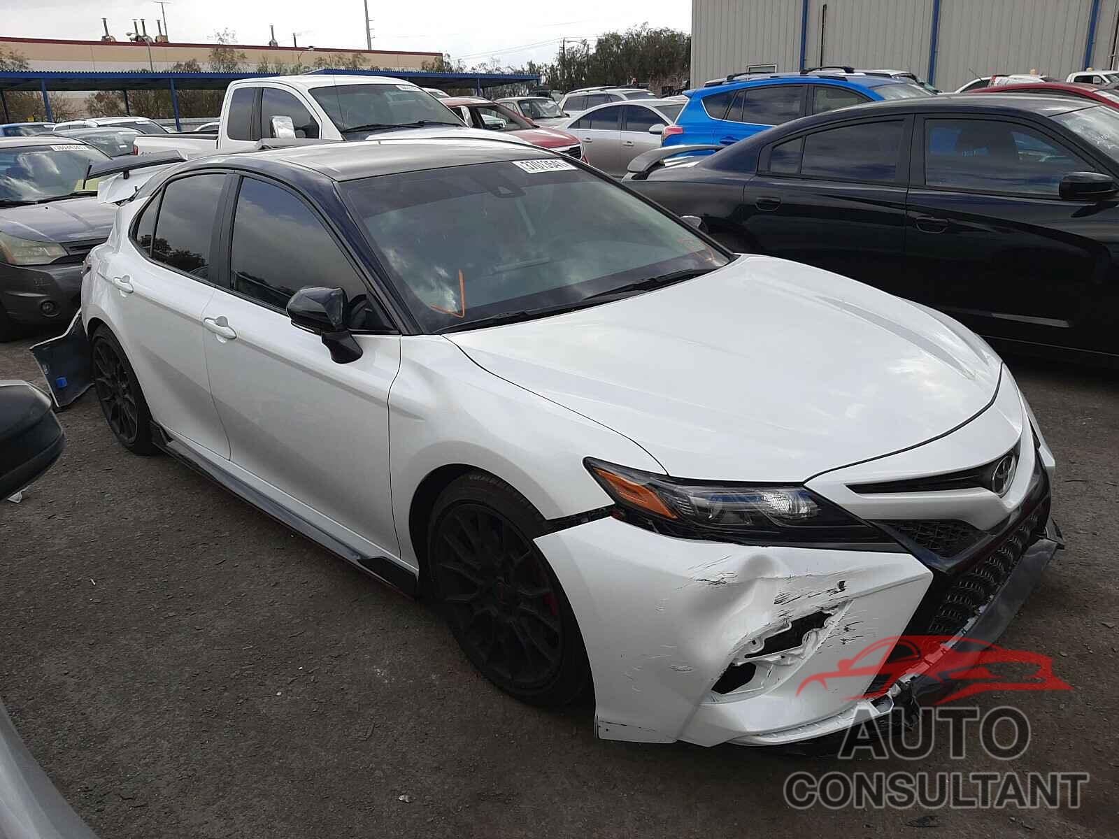 TOYOTA CAMRY 2021 - 4T1KZ1AK4MU048244