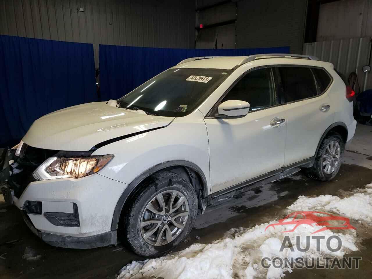 NISSAN ROGUE 2017 - KNMAT2MV9HP556596