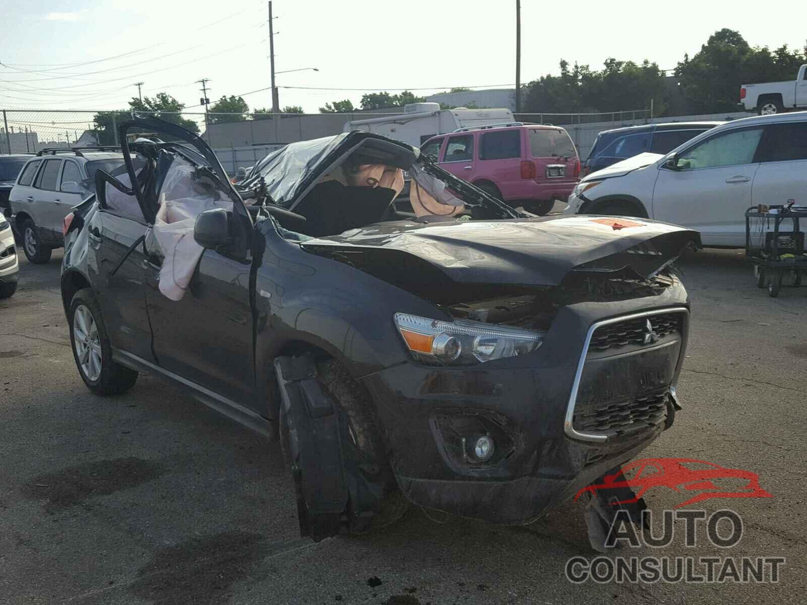 MITSUBISHI OUTLANDER 2015 - 4A4AP3AU5FE059097
