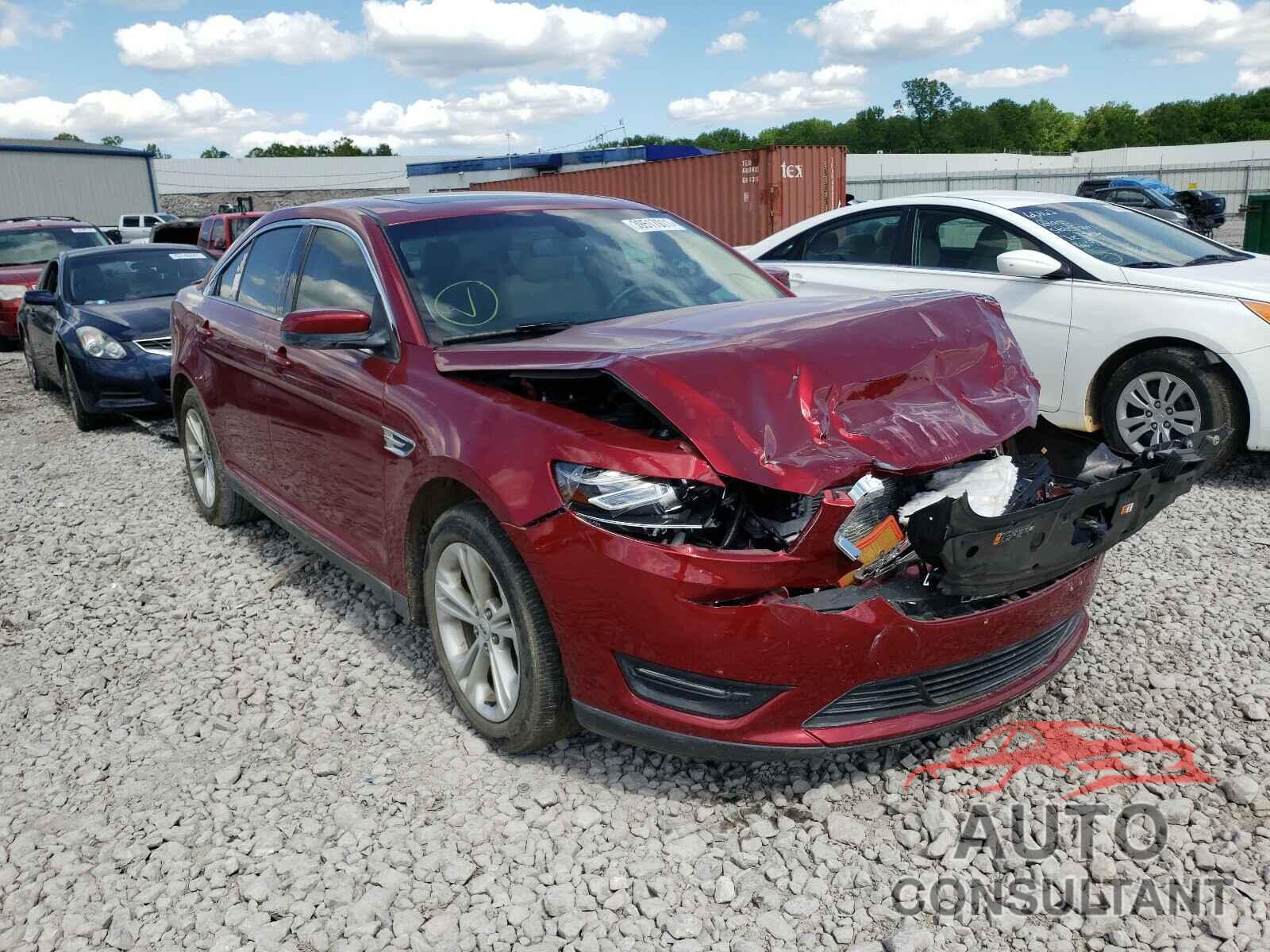 FORD TAURUS 2018 - 1FAHP2E82JG110913