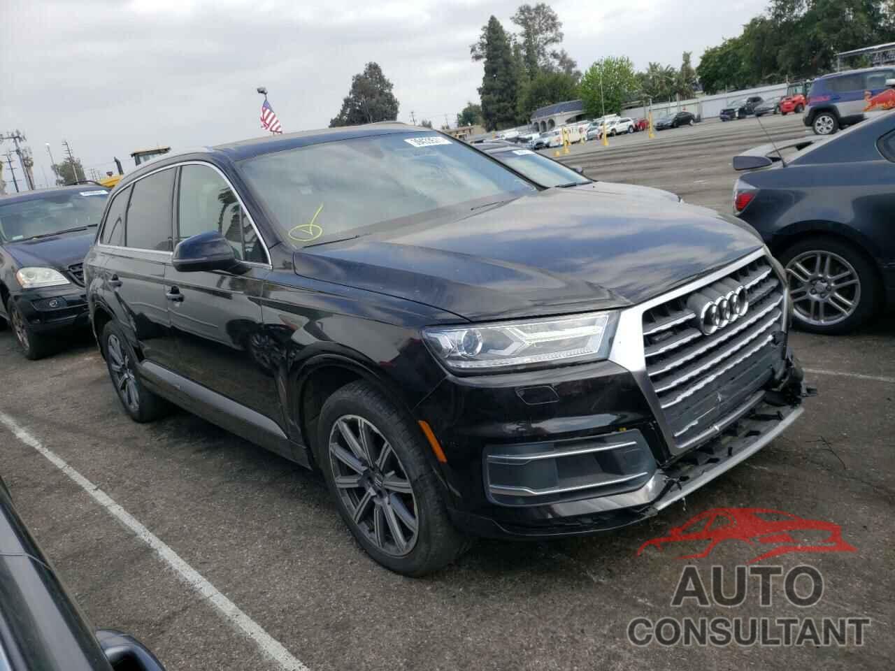 AUDI Q7 2018 - WA1LHAF77JD029354