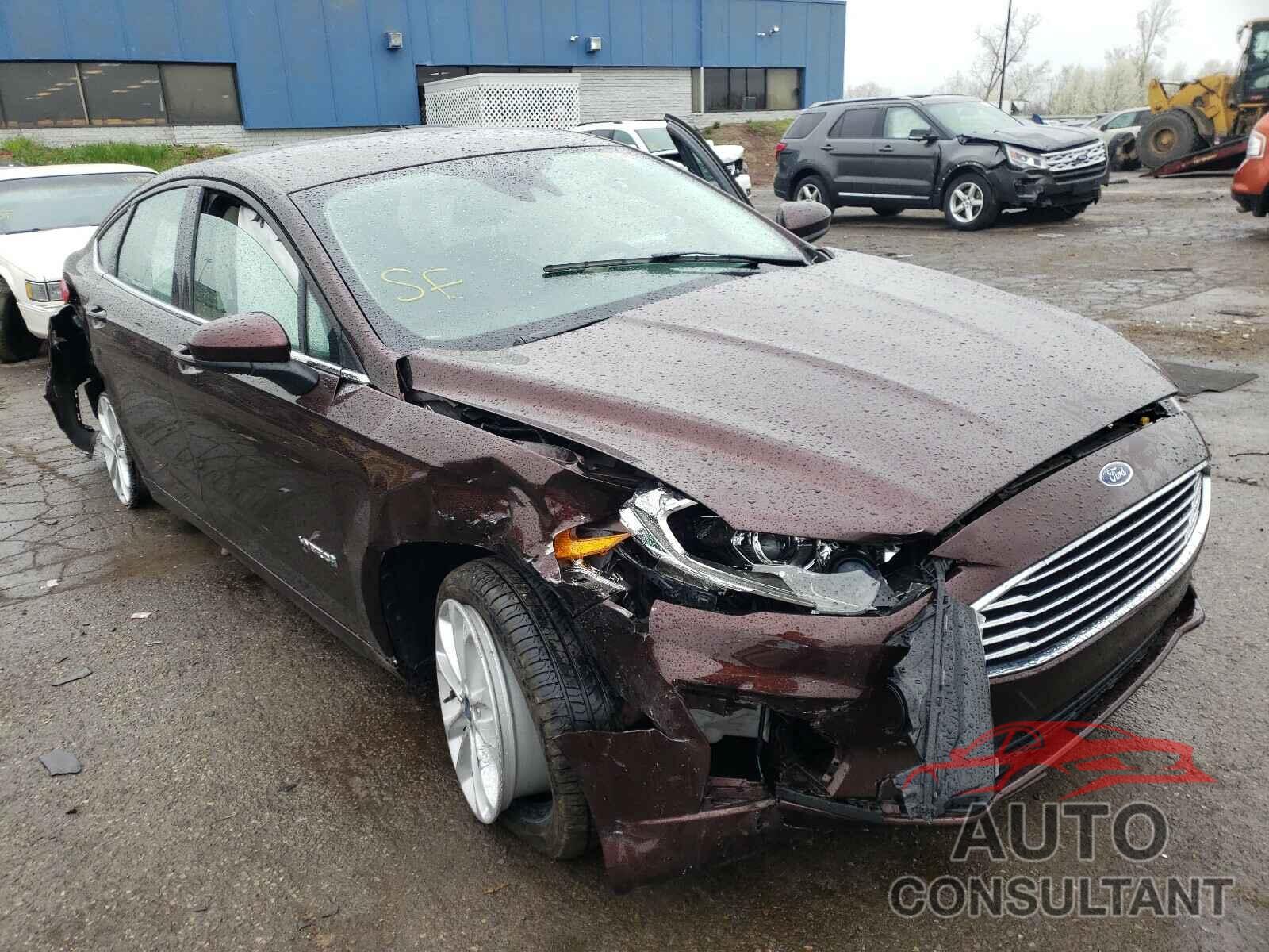 FORD FUSION 2019 - 3FA6P0LU1KR196513
