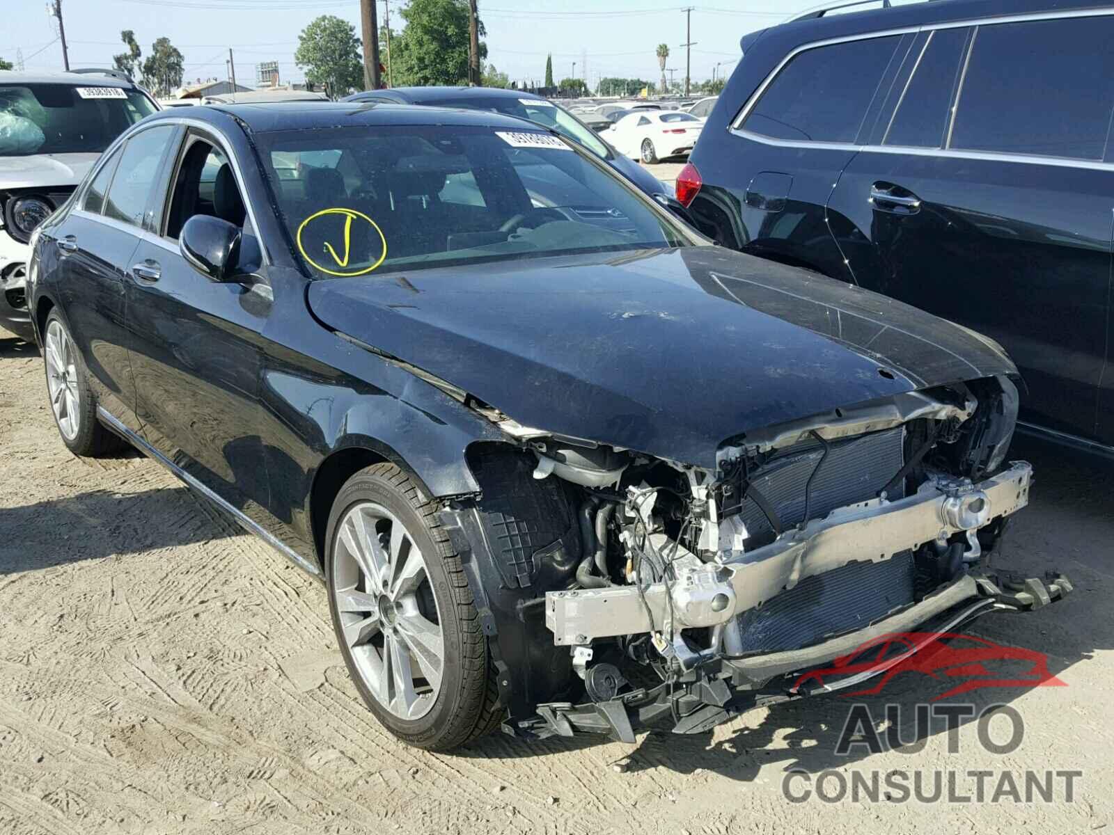 MERCEDES-BENZ C300 2018 - 55SWF4JB8JU252872