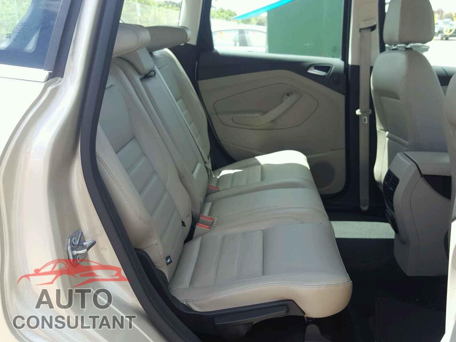 FORD CMAX 2017 - 1FADP5DU4HL104434