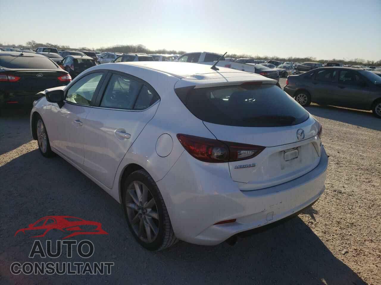 MAZDA 3 2017 - 3MZBN1L76HM127110