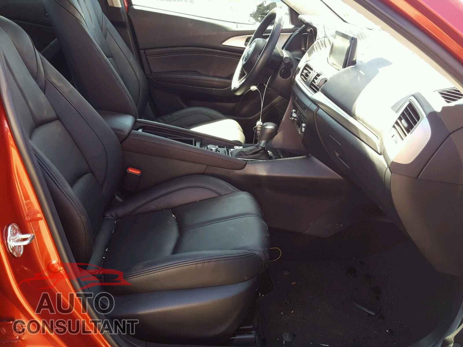 MAZDA 3 2017 - 3MZBN1V77HM148996