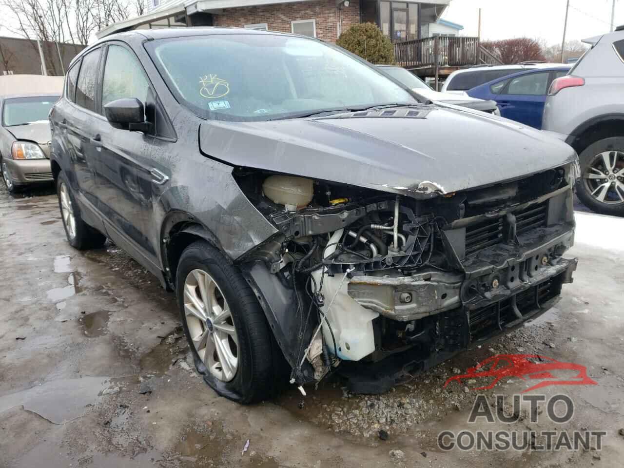 FORD ESCAPE 2017 - 1FMCU9GD1HUD01794