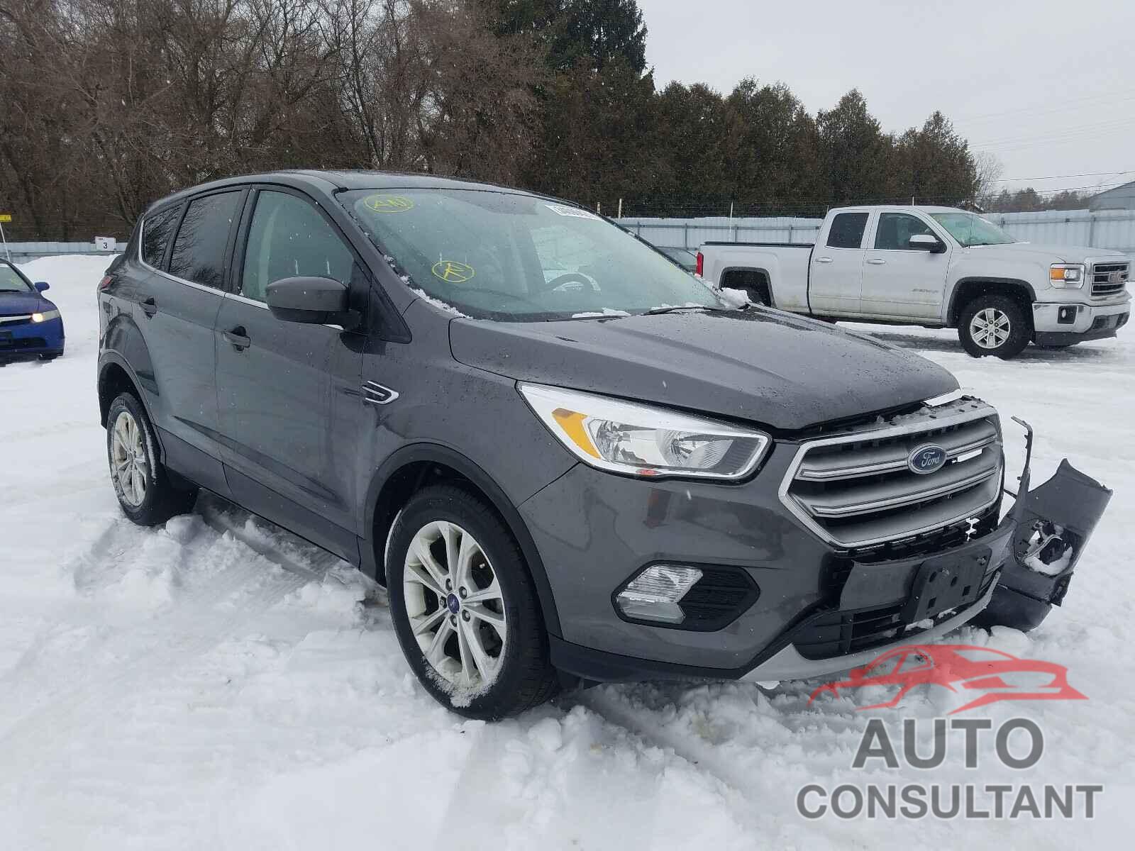 FORD ESCAPE 2017 - 1FMCU0GD6HUE19559