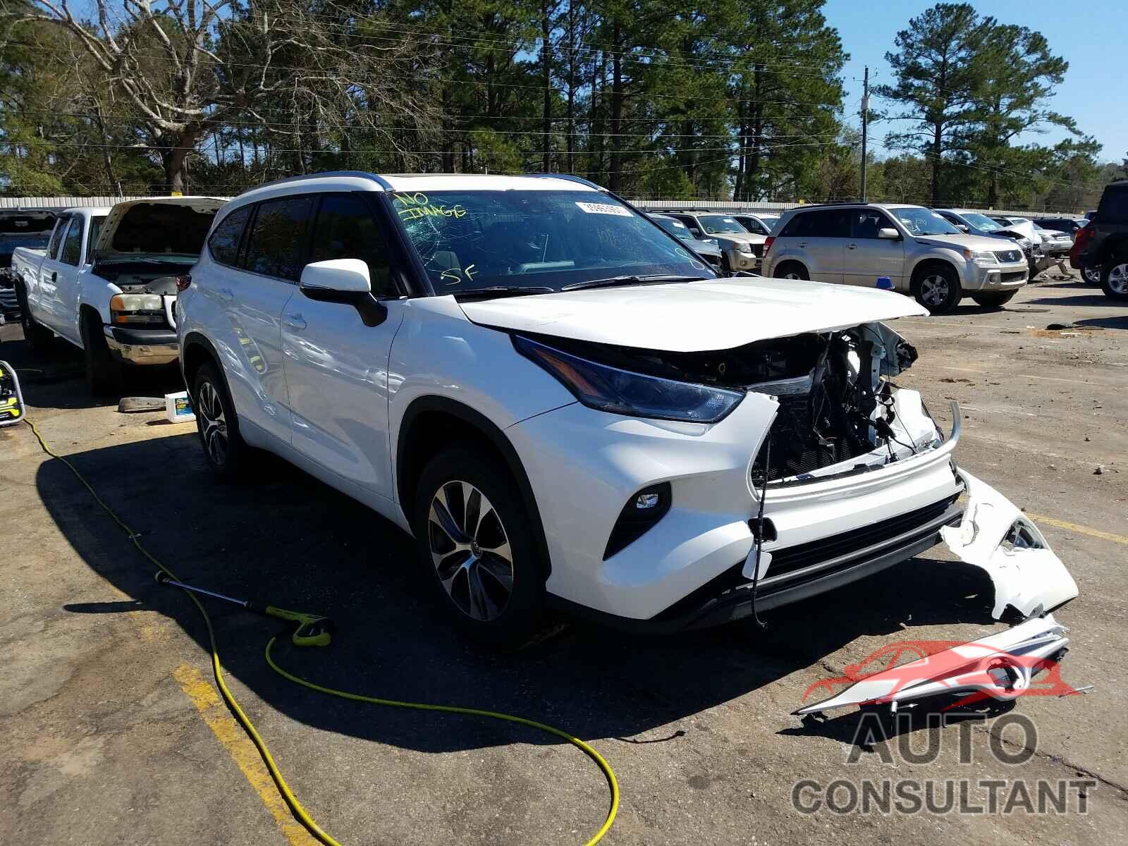 TOYOTA HIGHLANDER 2021 - 5TDGZRAH6MS049378