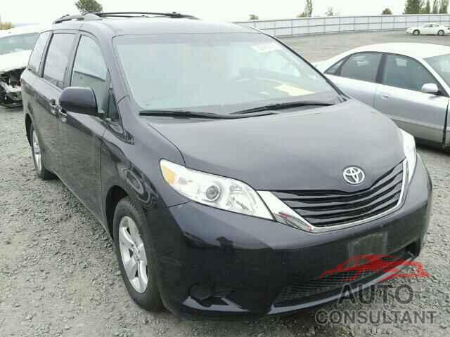 TOYOTA SIENNA 2015 - 5TDKK3DC6FS619457