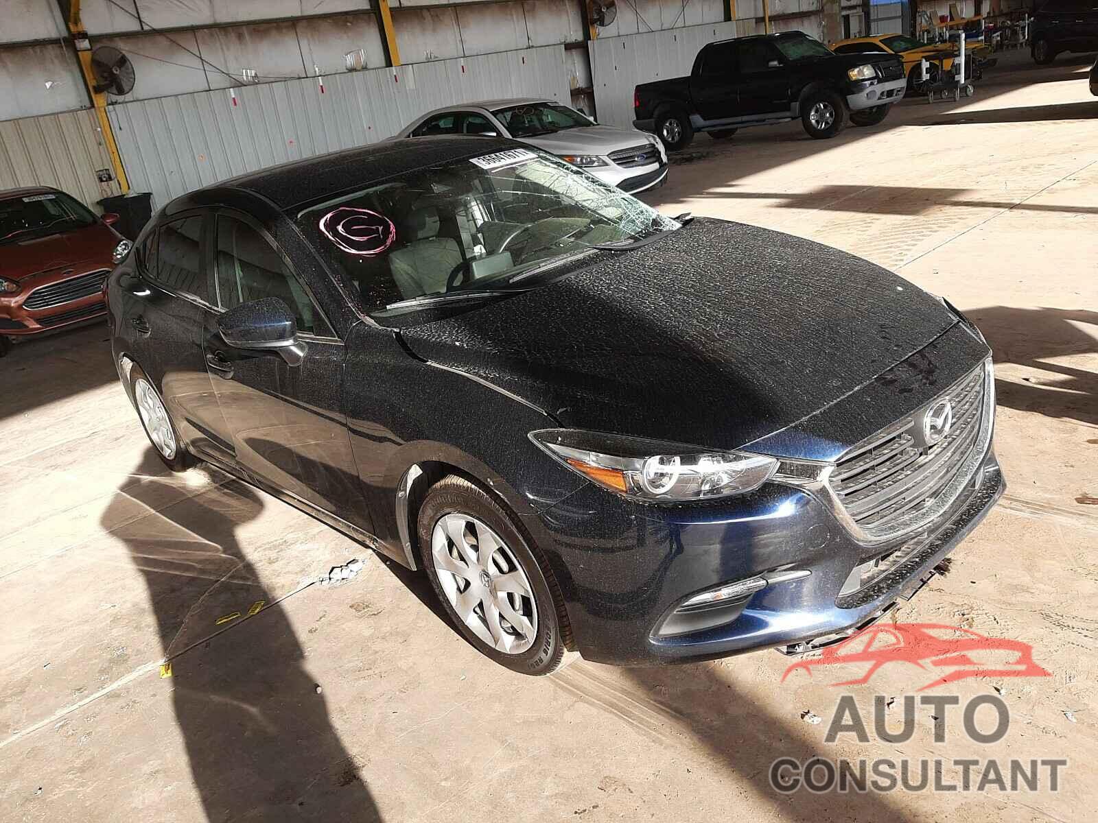 MAZDA 3 2018 - 3MZBN1U77JM185134