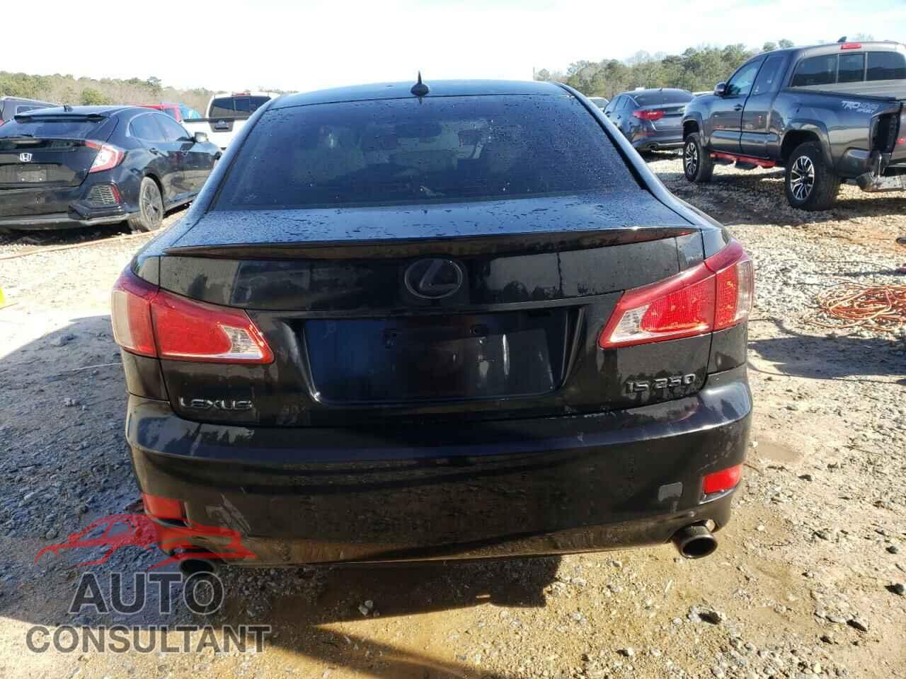 LEXUS IS 2011 - JTHBF5C23B5141912