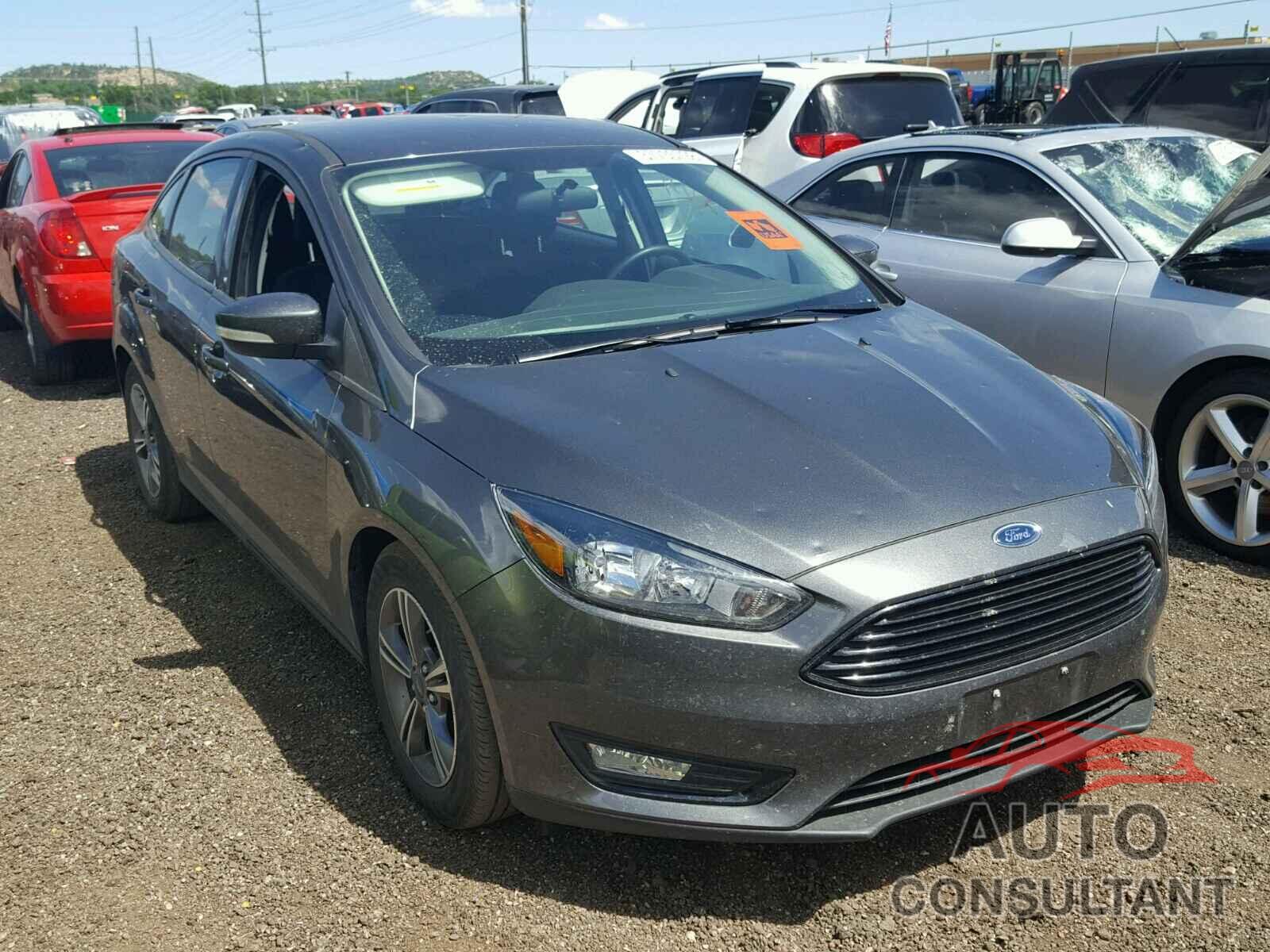 FORD FOCUS 2017 - 1FADP3FE0HL266894