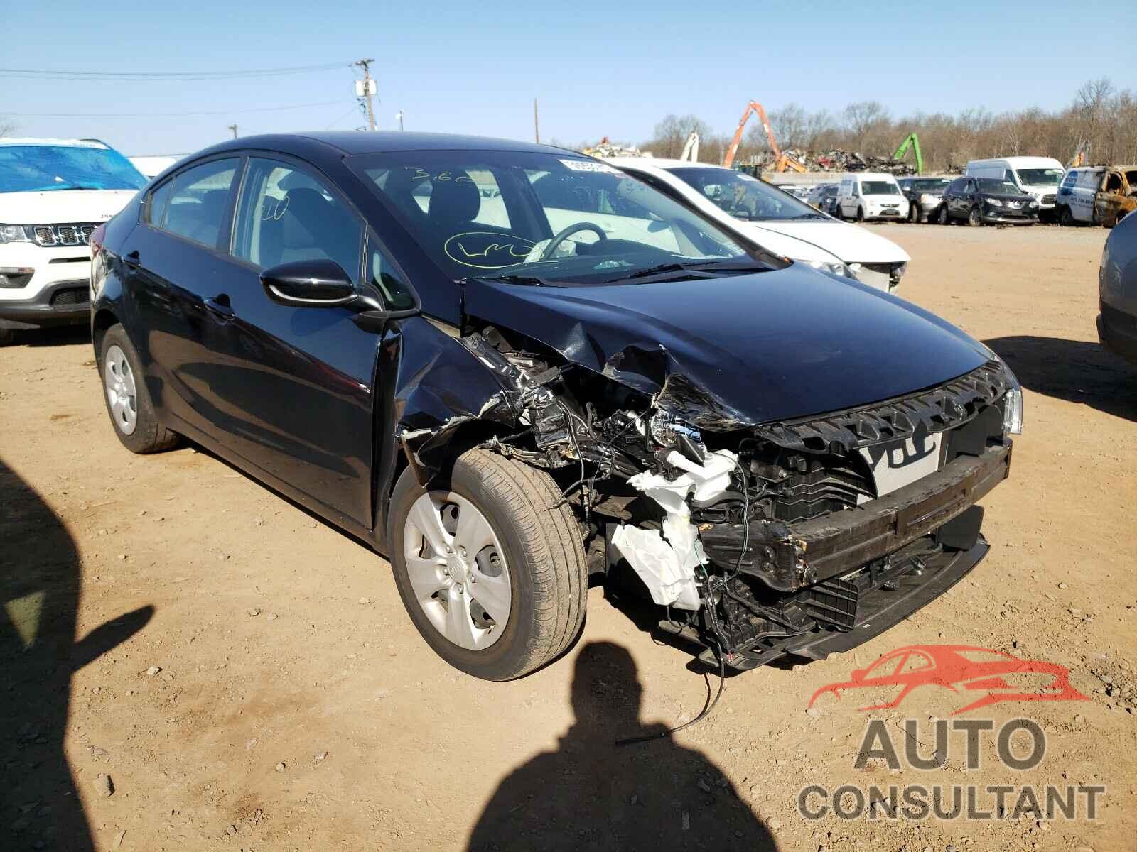 KIA FORTE 2018 - 3KPFK4A77JE266793