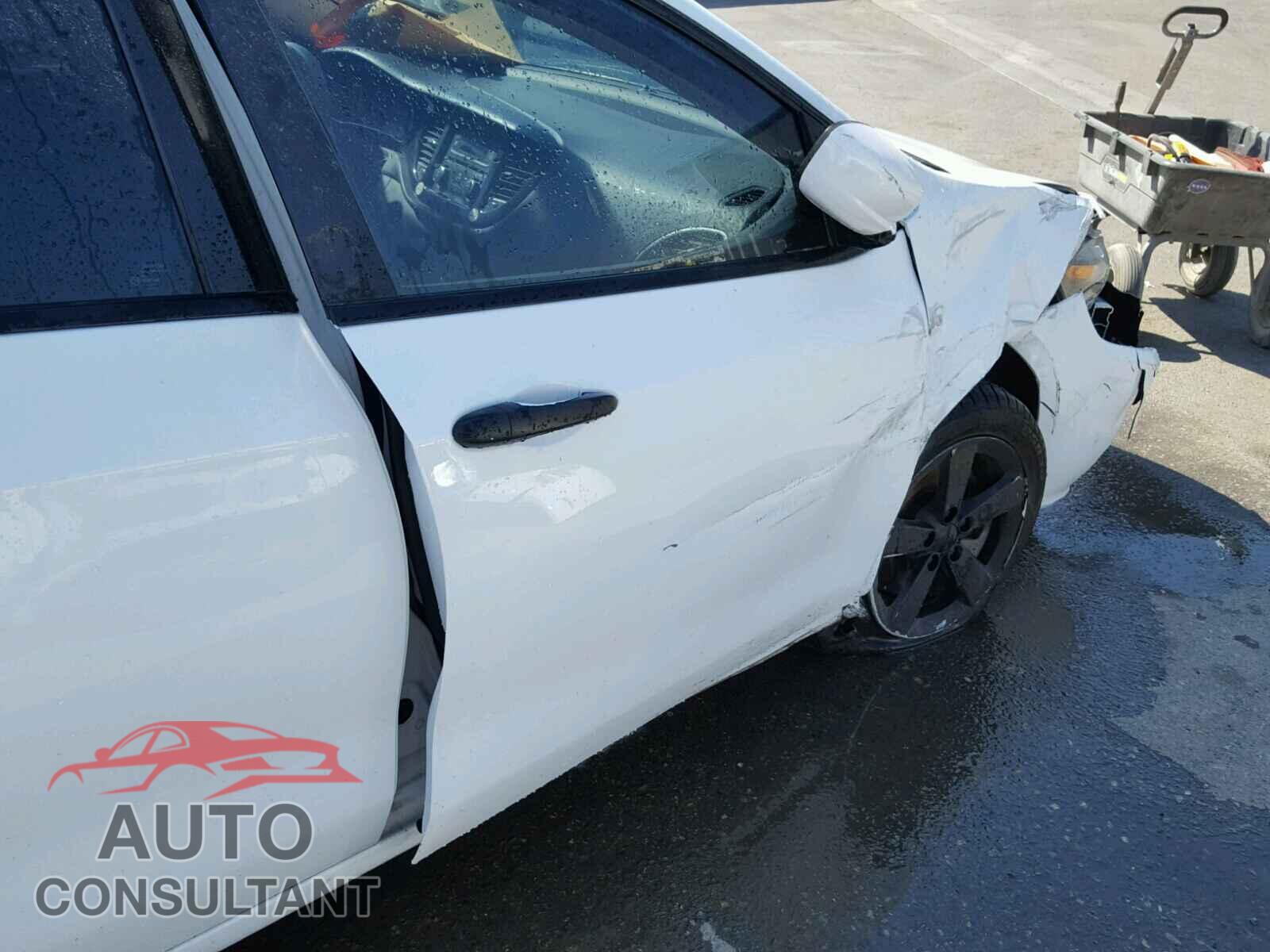 DODGE DART 2015 - 1C3CDFBB7FD211642