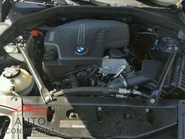 BMW 5 SERIES 2015 - WBA5A5C58FD522929