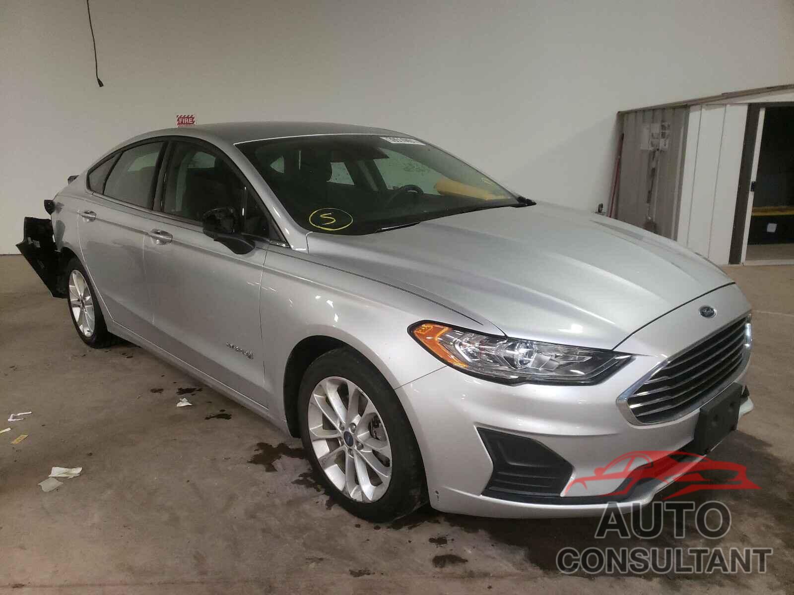 FORD FUSION 2019 - 3FA6P0LU6KR192781