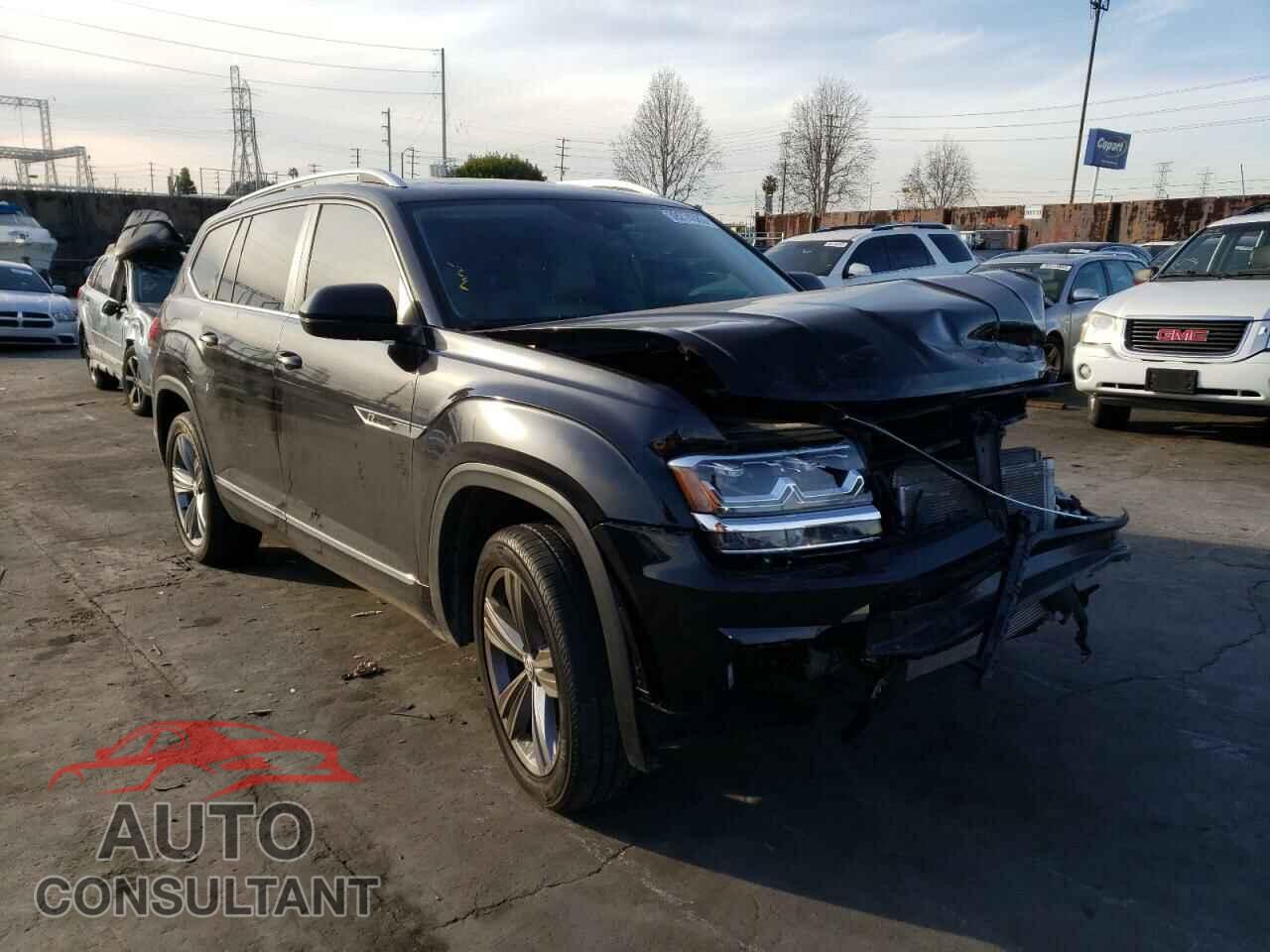 VOLKSWAGEN ATLAS 2018 - 1V2SR2CA4JC523552