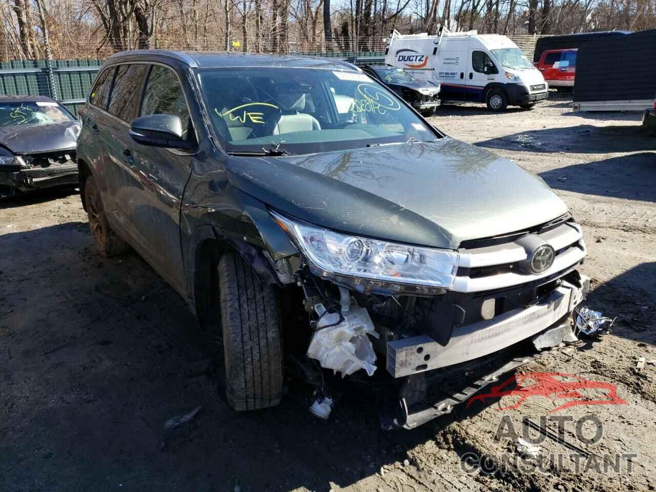 TOYOTA HIGHLANDER 2018 - 5TDJZRFH4JS821872