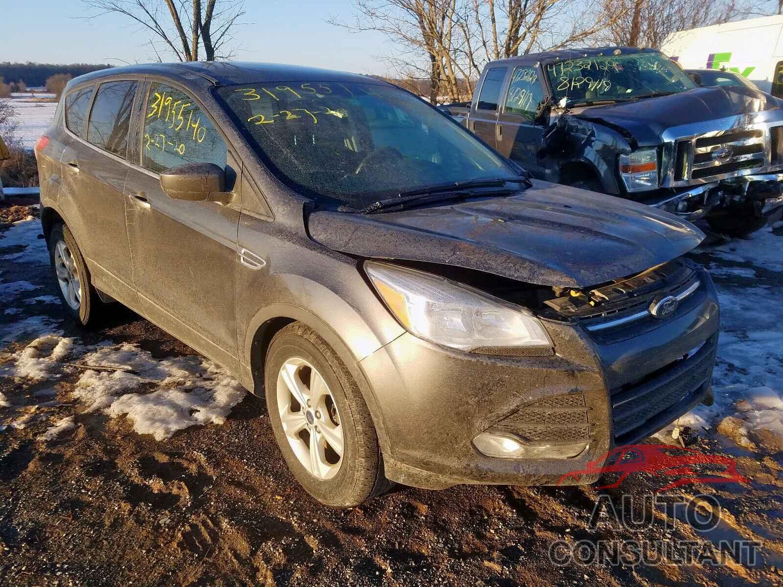 FORD ESCAPE 2015 - 3FA6P0HD7JR277023