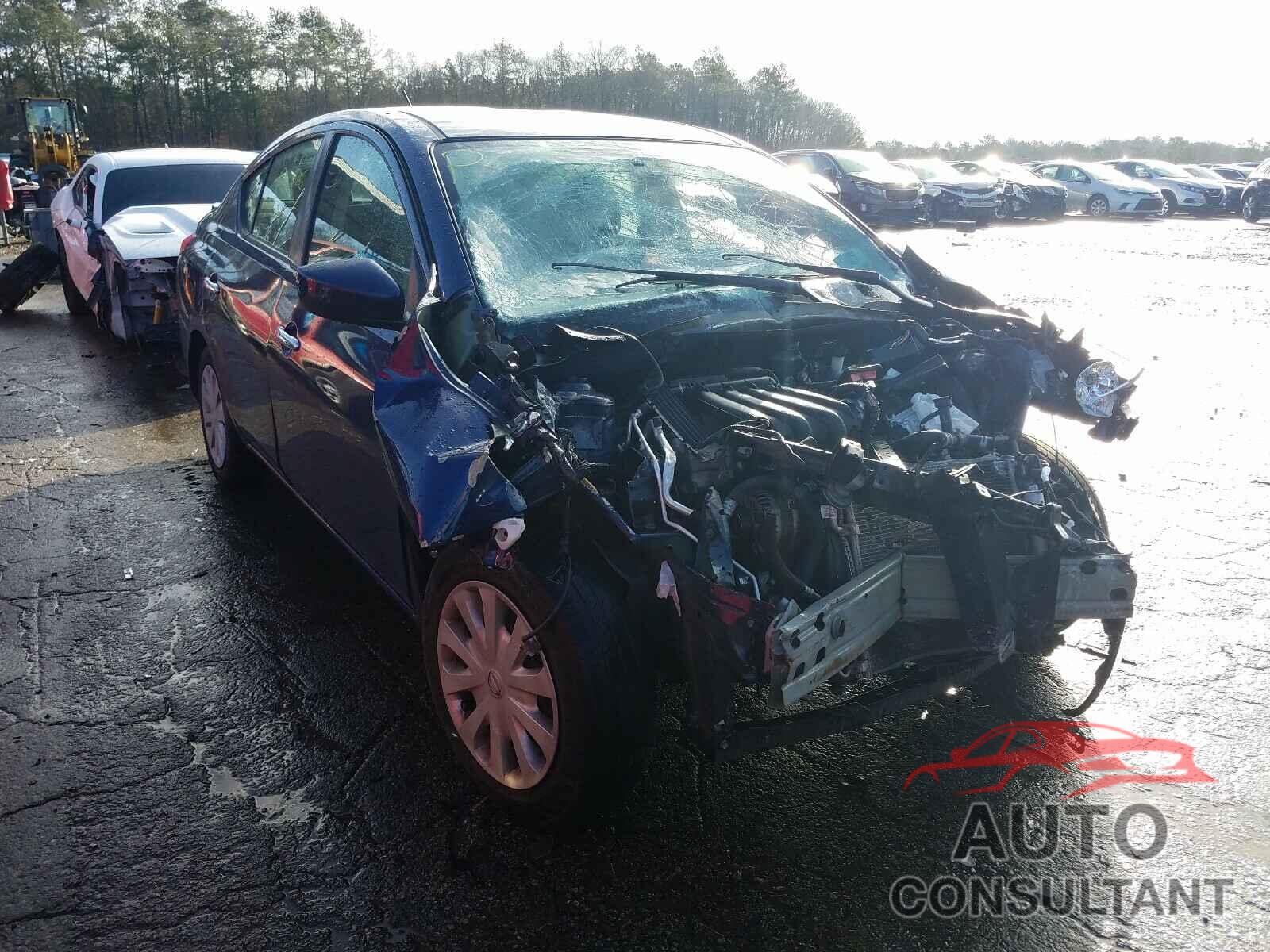 NISSAN VERSA 2018 - 3N1CN7AP6JL802739
