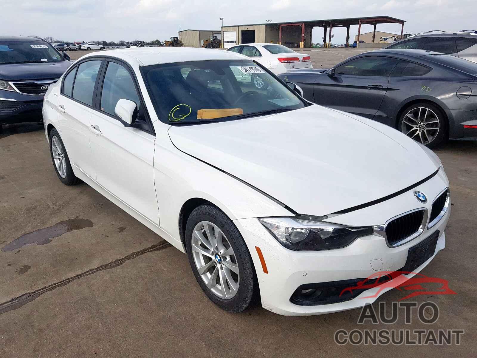 BMW 3 SERIES 2017 - WBA8A9C51HK619764
