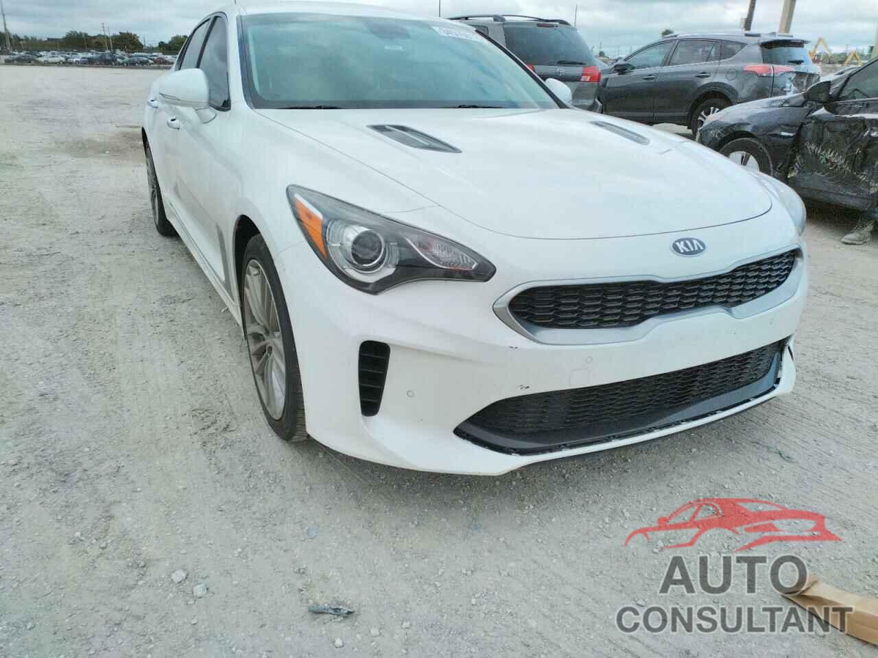 KIA STINGER 2018 - KNAE15LA1J6033038