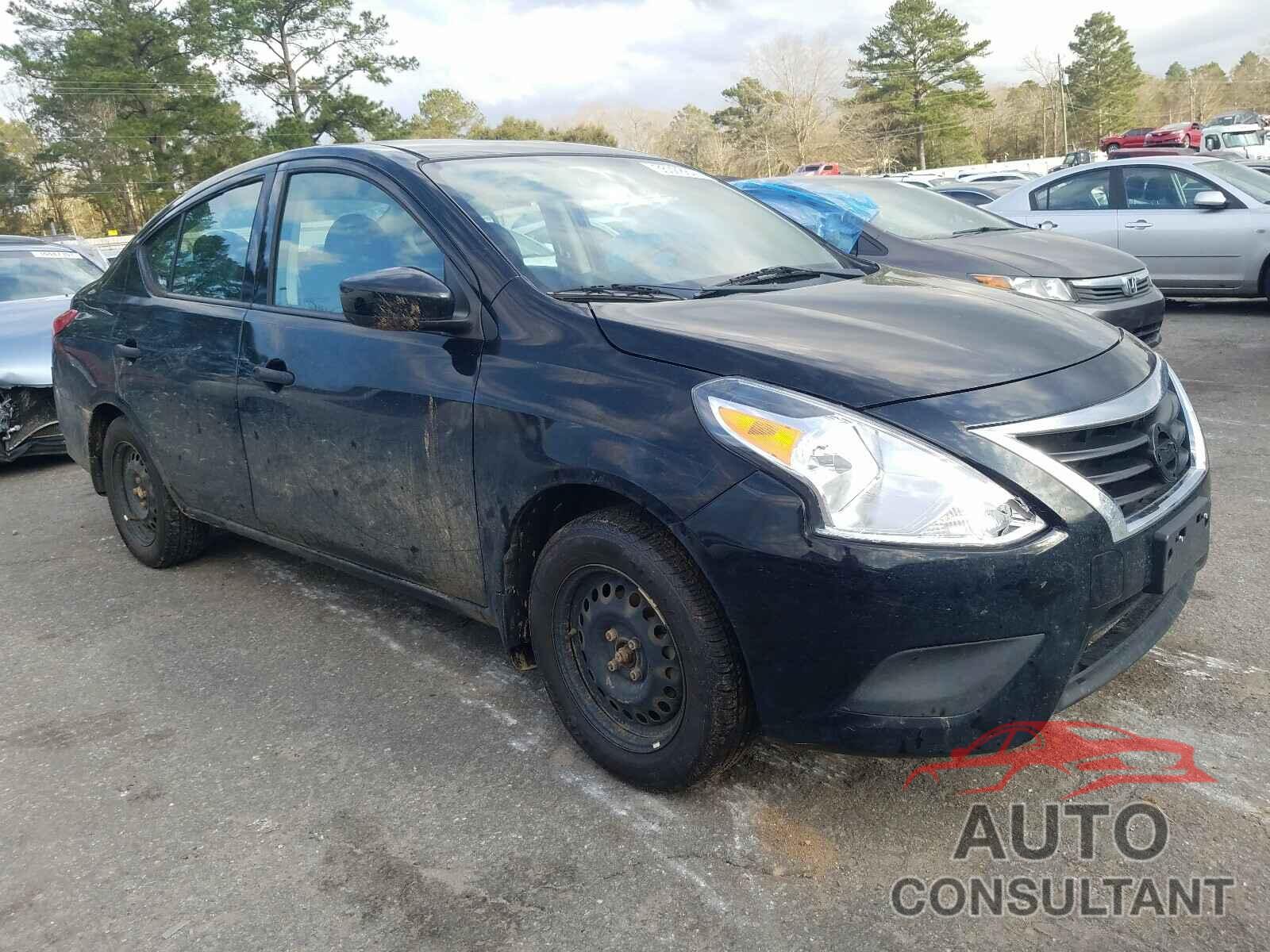 NISSAN VERSA 2017 - 3N1CN7AP3HL895424