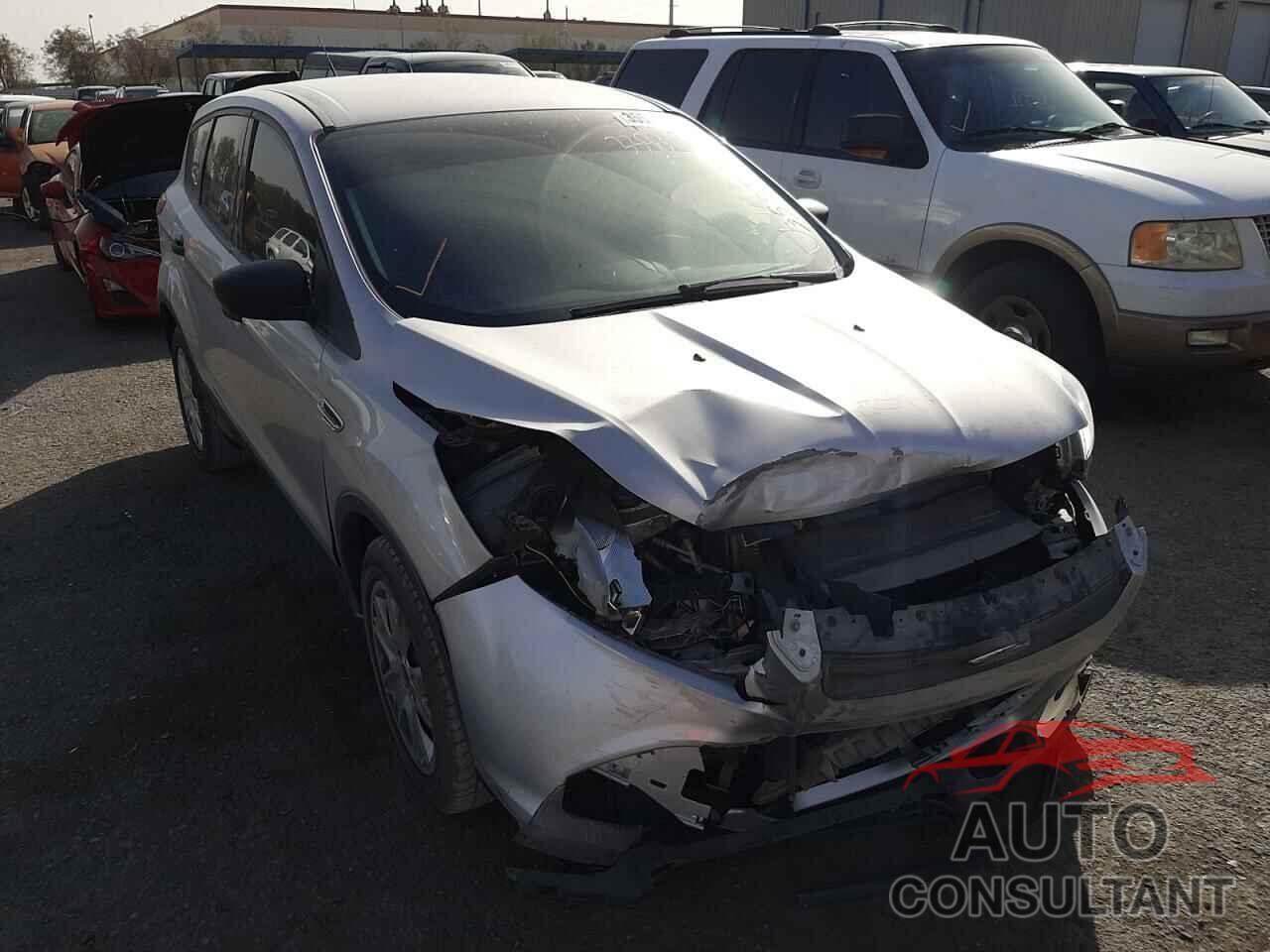 FORD ESCAPE 2016 - 1FMCU0F77GUC12057