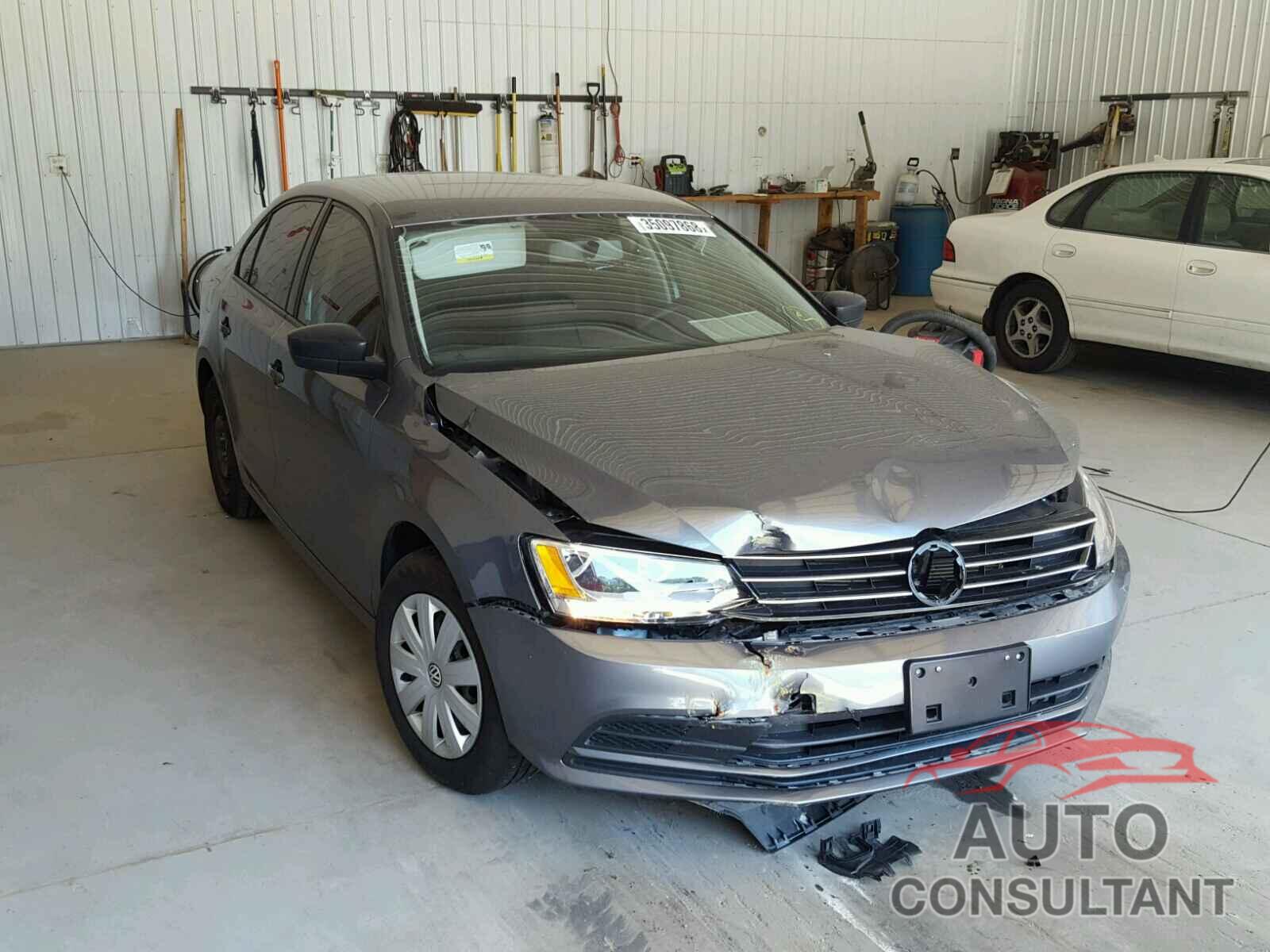 VOLKSWAGEN JETTA 2015 - 3VW2K7AJ7FM267500
