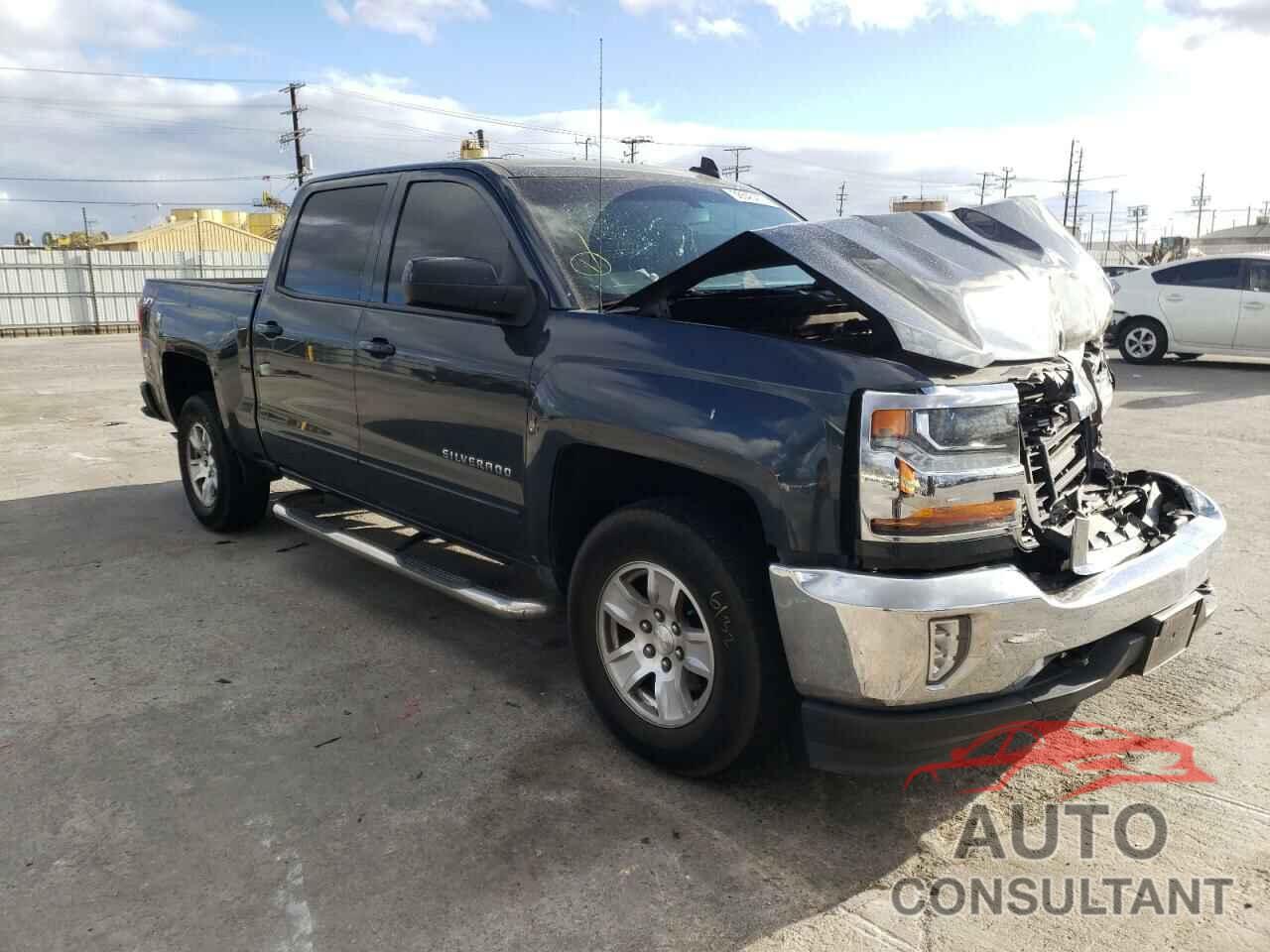 CHEVROLET SILVERADO 2018 - 3GCUKREC4JG240569