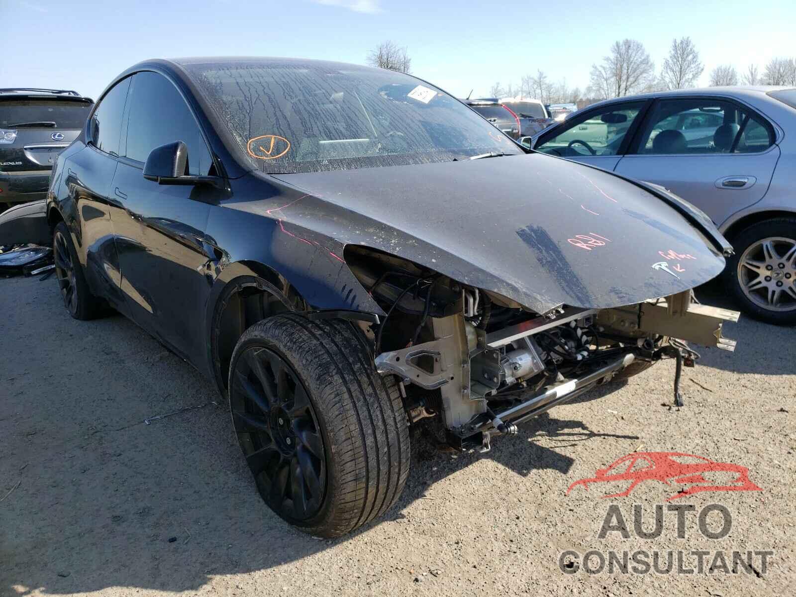 TESLA MODEL Y 2021 - 5YJYGDEE4MF123110