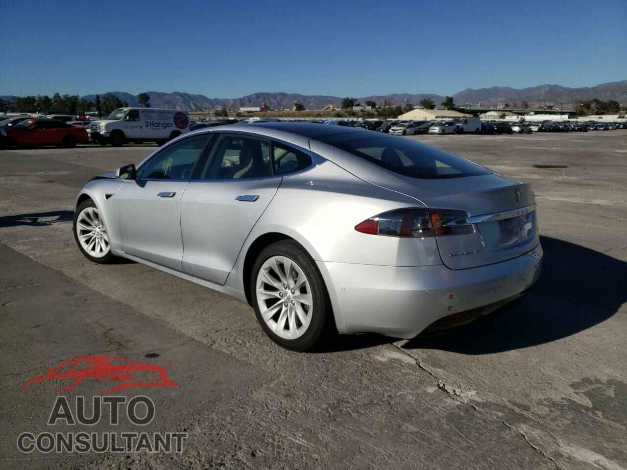 TESLA MODEL S 2017 - 5YJSA1E10HF209782